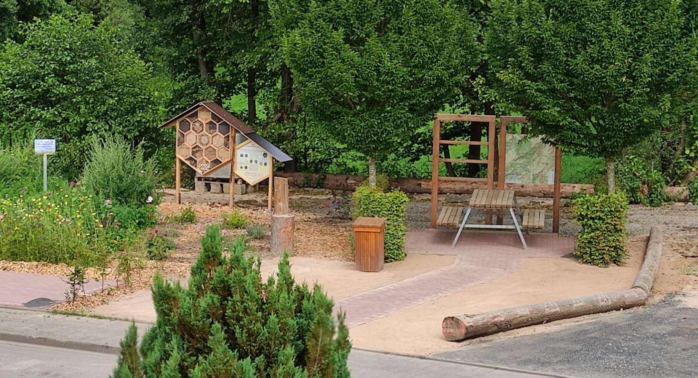 Das Kleinprojekt Wanderparkplatz Dütlingstal in Marsberg Das Kleinprojekt Wanderparkplatz Dütlingstal in Marsberg